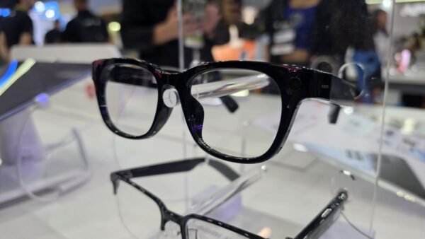 Xiaomi mostra óculos inteligentes no Brasil que desafiam Ray-Ban Meta