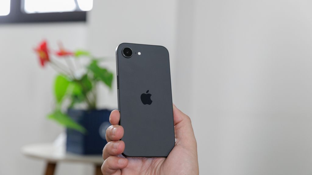 iPhone 16E