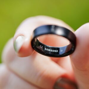 Apple vai copiar Samsung mais uma vez? Leaker fala sobre "iRing"