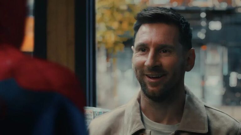 Messi "entra" para o MCU em trailer inusitado de Homem-Aranha: Um Novo Dia
