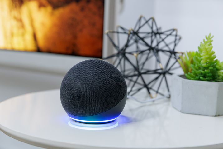 Amazon Echo Dot 5