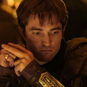Robert Pattinson compara papel em A Odisseia a Jacob de Crepúsculo
