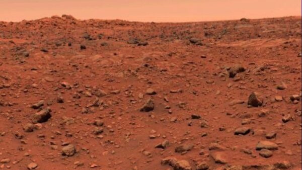 50 anos após o histórico pouso da Viking 1 em Marte, a NASA está olhando para os céus do Planeta Vermelho