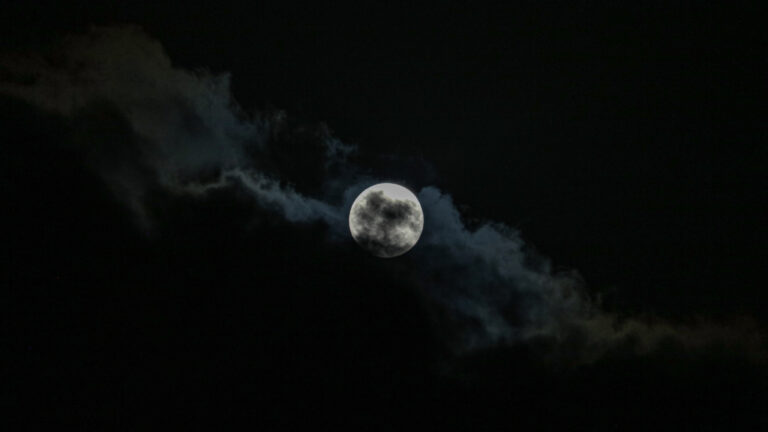 Lua cheia de julho de 2026 – Quando, onde e como ver Buck Moon