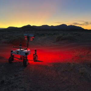 NASA testa novo protótipo avançado de rover de Marte no deserto da Califórnia (vídeo)