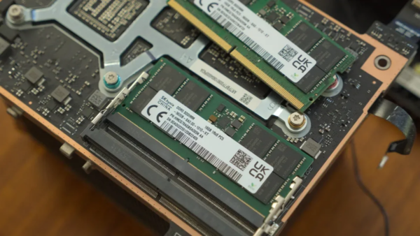 Por que fazer upgrade de RAM na Steam Machine é um pesadelo?