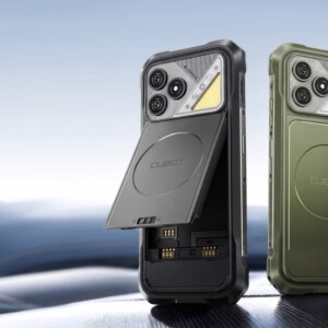 Celular a prova d'água que permite trocar bateria ganha versão global