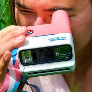 Polaroid lança câmera do Pikachu para celebrar 30 anos de Pokémon