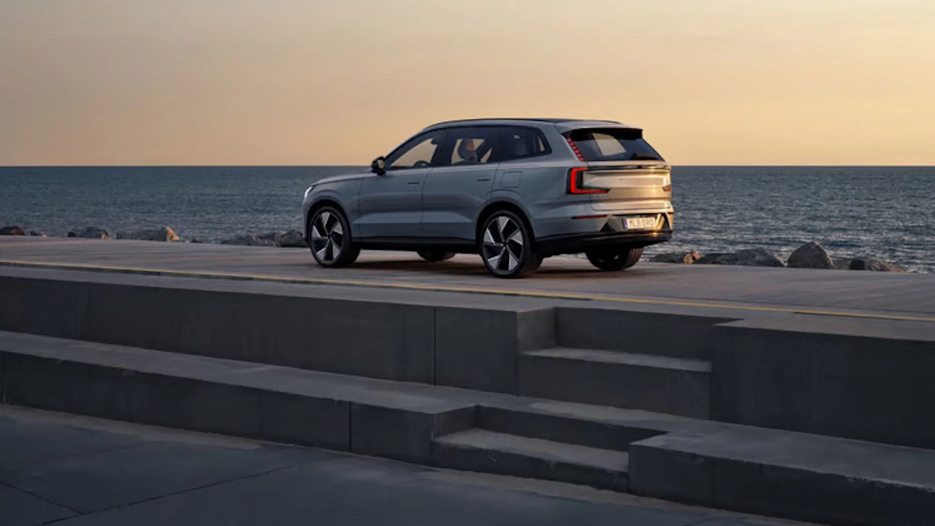 volvo ex90