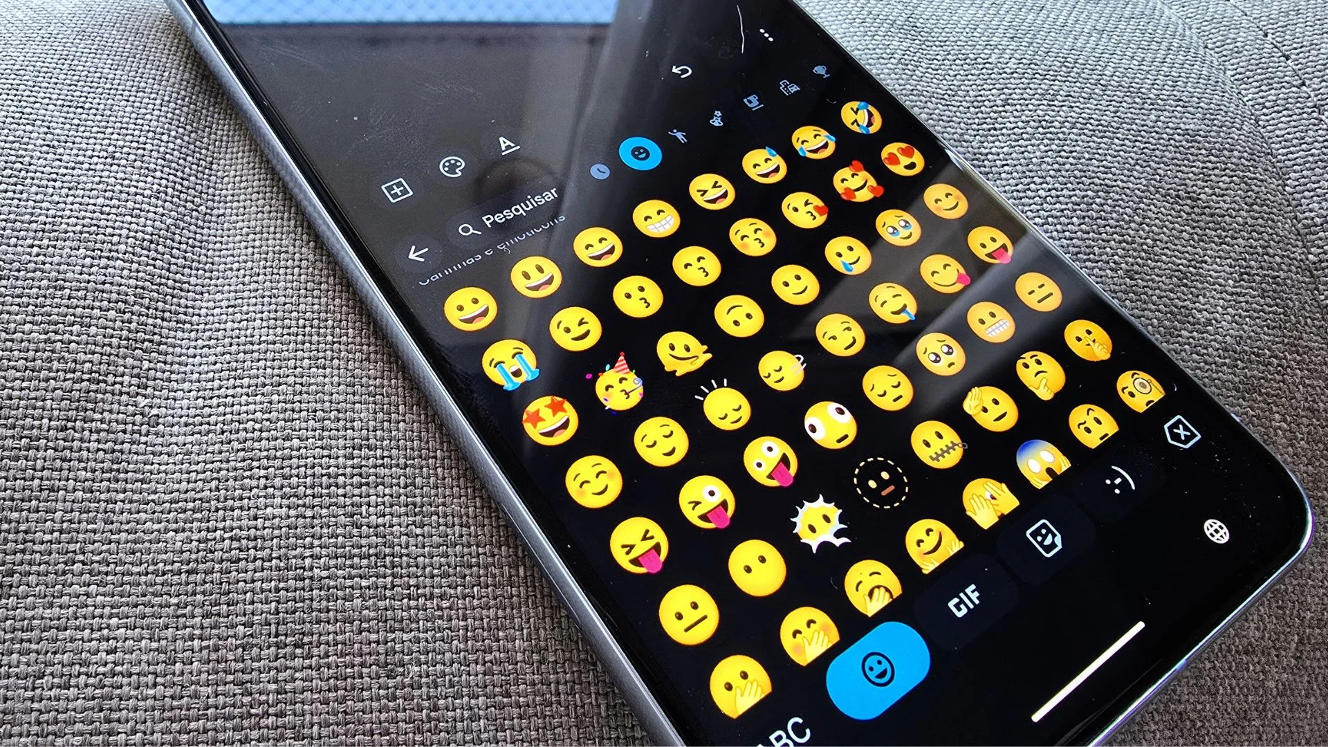 Editar informações da imagem Teclado emoji