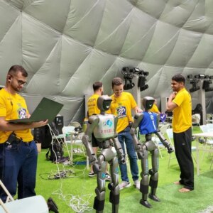 Seleção brasileira estreia na Olimpíada de Robôs Humanoides da China