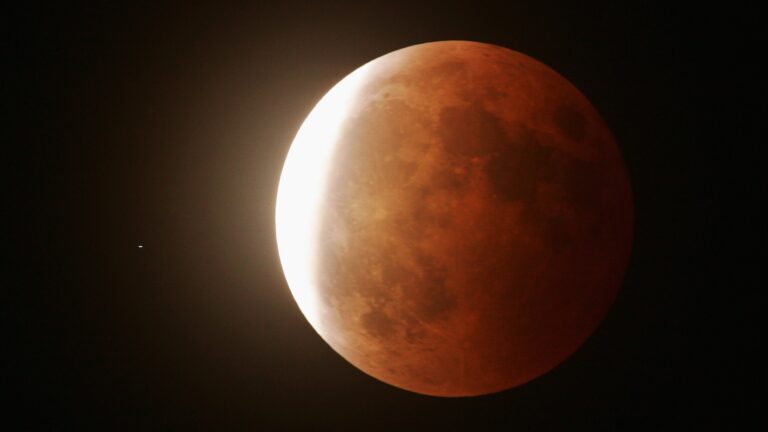 Eclipse lunar parcial ao vivo: últimas notícias, dicas de visualização e atualizações ao vivo do eclipse de 27 a 28 de agosto