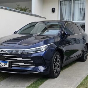 BYD derrete preços do King para destronar de vez o Corolla; veja condições