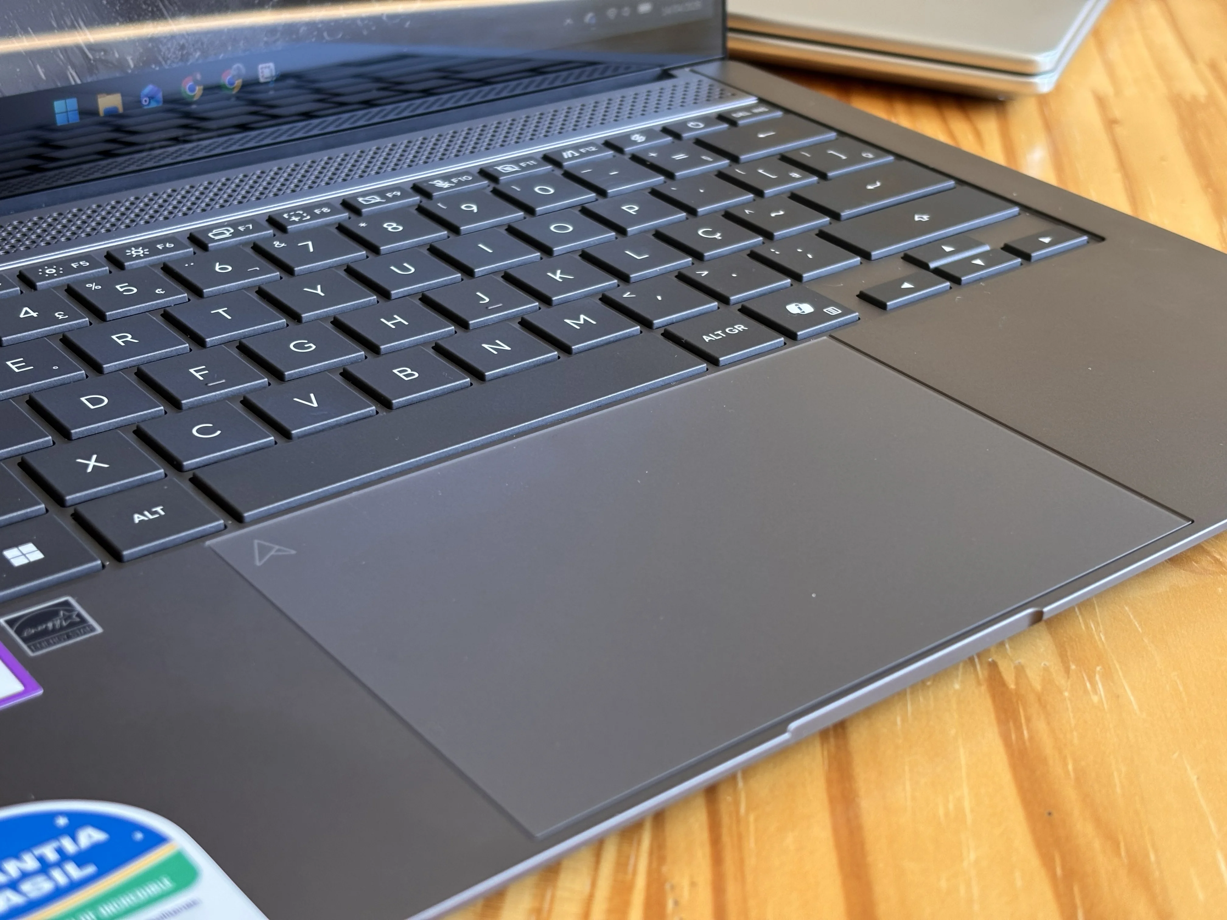 notebook-asus-zenbook (2)