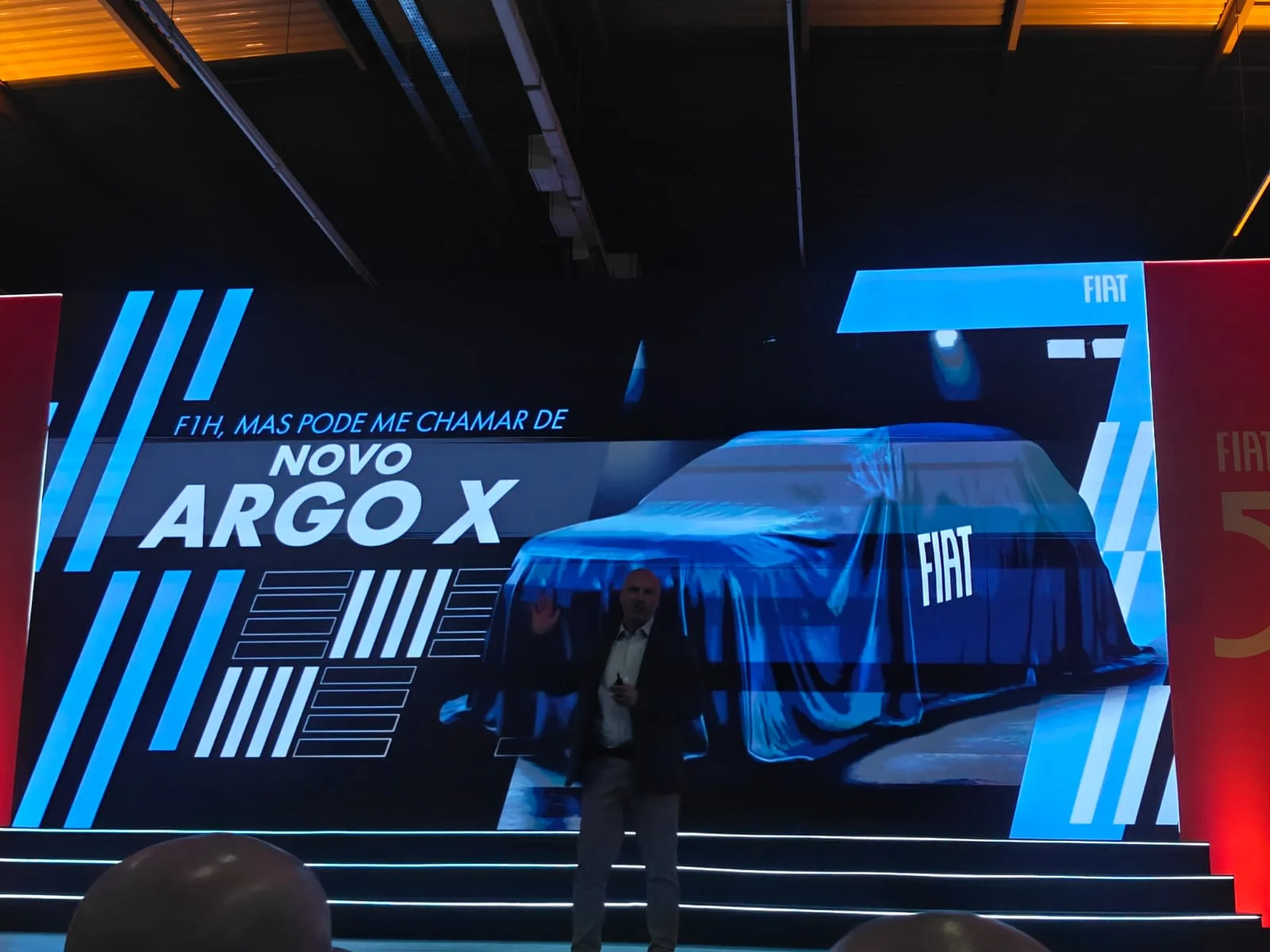 Editar informações da imagem 50 anos da Fiat em Betim (MG)