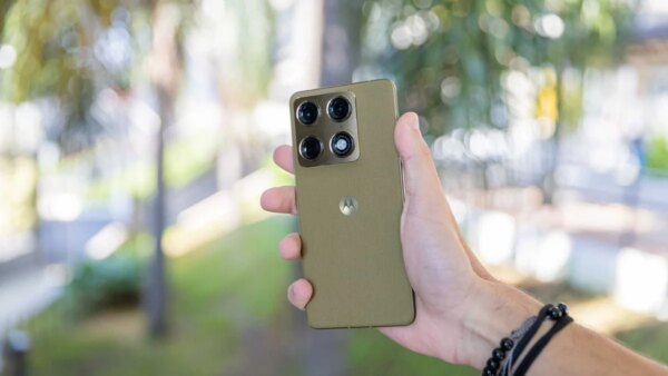 Mercado Livre dá R$ 4.524 em top da Motorola com câmera melhor que do iPhone
