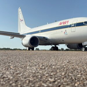 737 da NASA revela nova pintura
