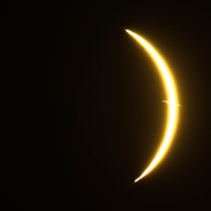 APOD: 2026, 19 de agosto - O Caso do Misterioso Talvez Meteoro