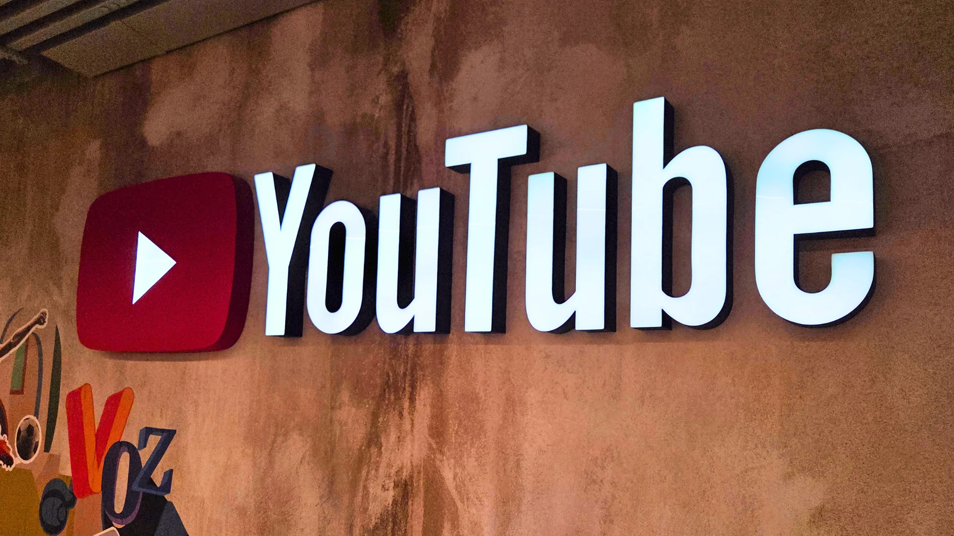 YouTube logo 2