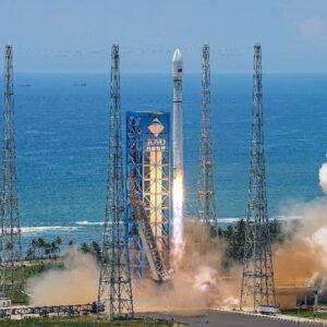 China se recupera da explosão do foguete Longa Marcha com lançamentos consecutivos (vídeo)