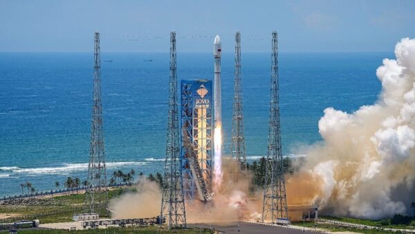 China se recupera da explosão do foguete Longa Marcha com lançamentos consecutivos (vídeo)