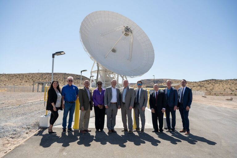 Evento de inauguração da Estação Espacial Profunda 23 da NASA Deep Space Network