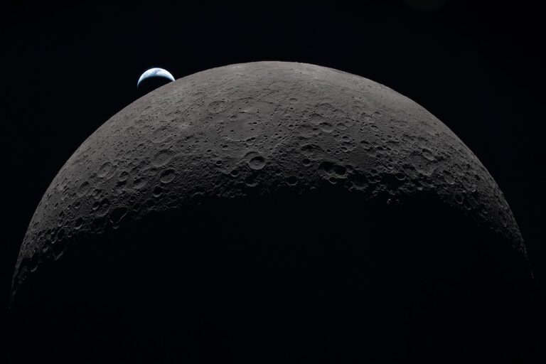 LRO da NASA imagens da cratera Falcon 9 na Lua e aprende novos detalhes