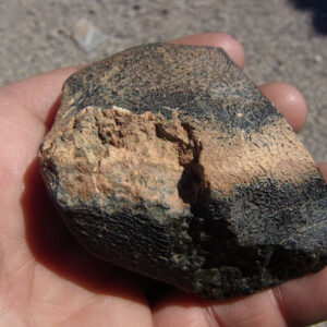 Meteorito de Marte de 1 bilhão de anos encontrado na Argélia é diferente de tudo que vimos no Planeta Vermelho
