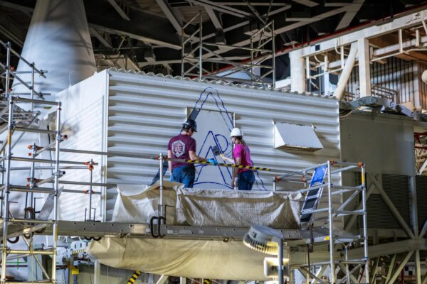 NASA estabelece centros estaduais para aumentar a força de trabalho técnica aeroespacial