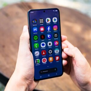 Quais celulares Galaxy vão receber a One UI 9.5?
