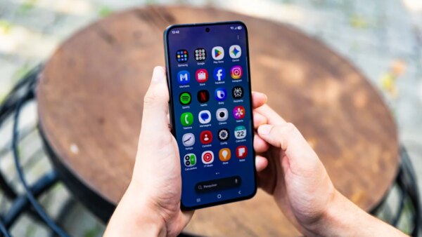Quais celulares Galaxy vão receber a One UI 9.5?
