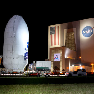 Telescópio espacial romano viaja para o hangar da SpaceX