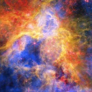 Telescópios da NASA criam 'artesanato' colorido a partir de nebulosa próxima