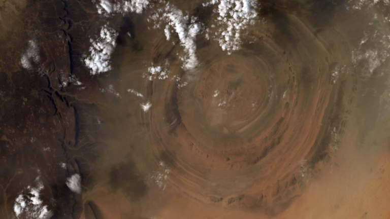 Tente não ficar hipnotizado pela foto do dia ‘Olho da África’ de 20 de agosto de 2026
