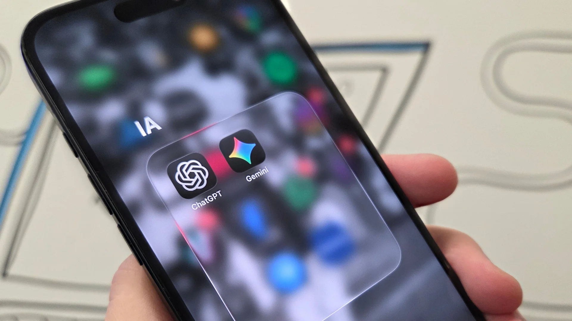 Chatbots de IA - Gemini e ChatGPT