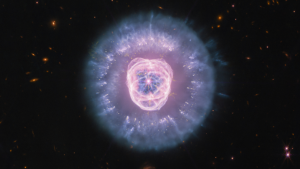 Veja a majestosa juba da foto da Nebulosa do Leão do dia 11 de agosto de 2026