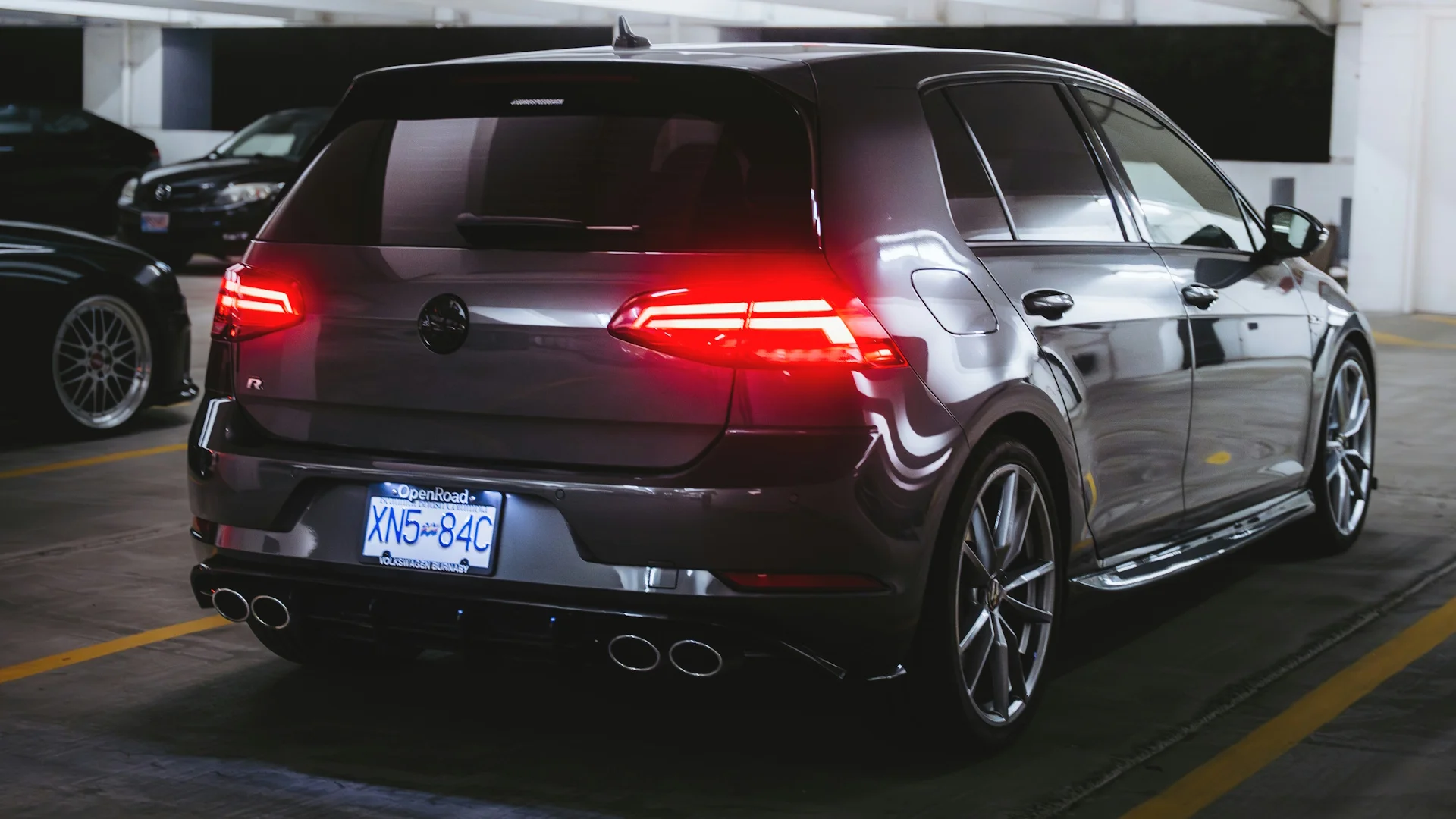 Editar informações da imagem Carro hatchback