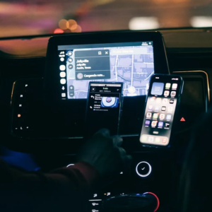 3 tecnologias que mais irritam do que ajudam quem tem carro