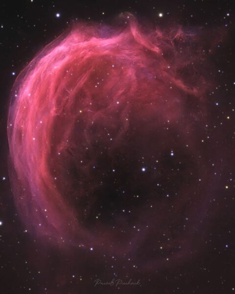 APOD: 2026, 29 de setembro - Sh2-188: A Nebulosa do Camarão
