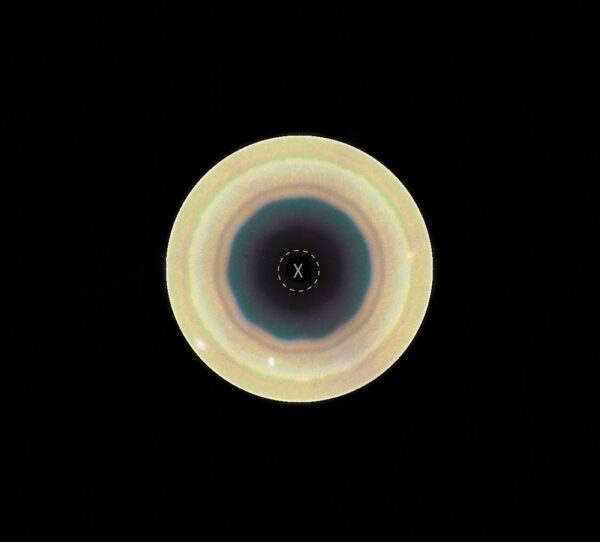 APOD: 2026, 8 de setembro - Hubble: Decágono em torno do Pólo Sul de Saturno