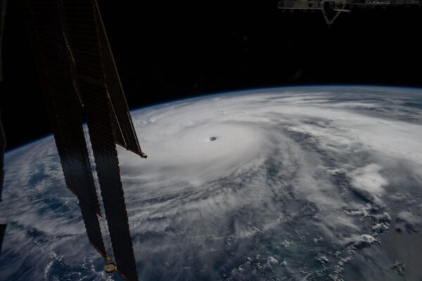 Como dois satélites americanos e europeus estão estudando furacões durante o El Niño