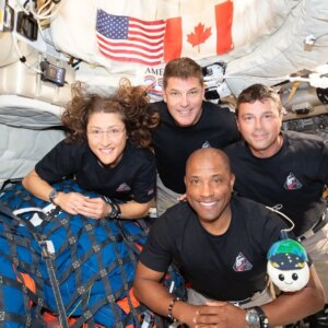 Conheça a tripulação do Artemis II da NASA durante evento público em Houston