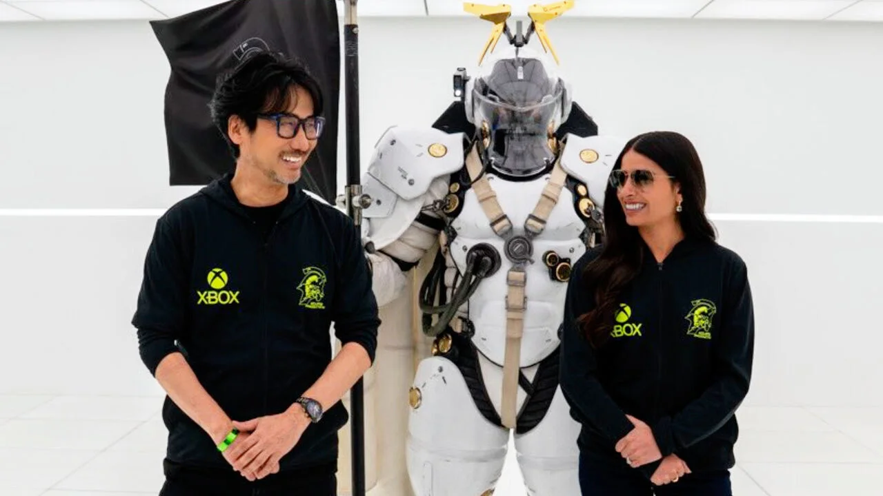 Hideo-Kojima-e-Asha-Sharma-Img1