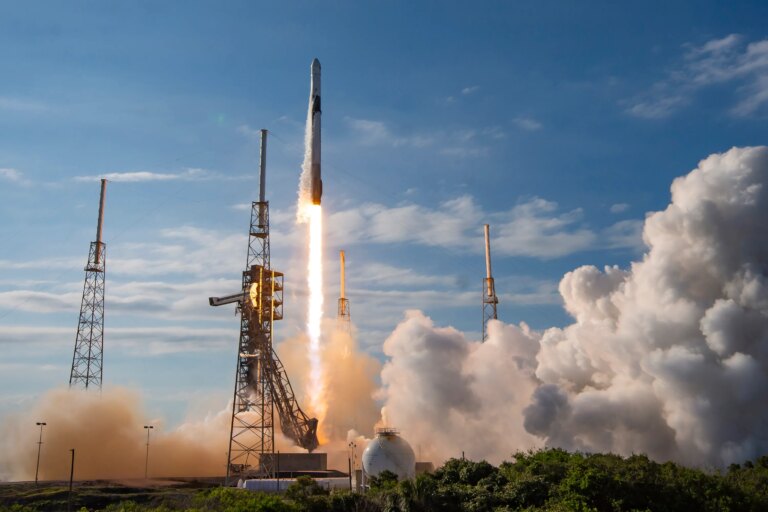NASA convida a mídia para o 35º lançamento de reabastecimento da SpaceX para a estação espacial