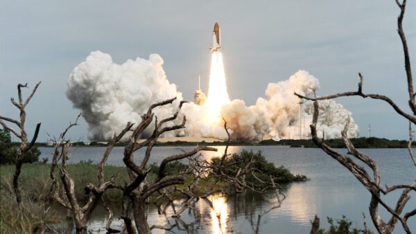 Neste dia no espaço! 7 de setembro de 1995: NASA lança seu 100º voo de astronauta na missão STS-69 do ônibus espacial Endeavour