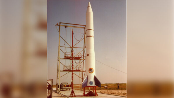 Neste dia no espaço! 9 de setembro de 1982: O primeiro foguete privado Conestoga 1 é lançado no rancho do Texas