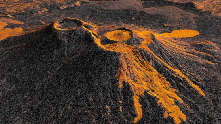 Satélite EUA-Índia captura vídeo em lapso de tempo de erupção vulcânica