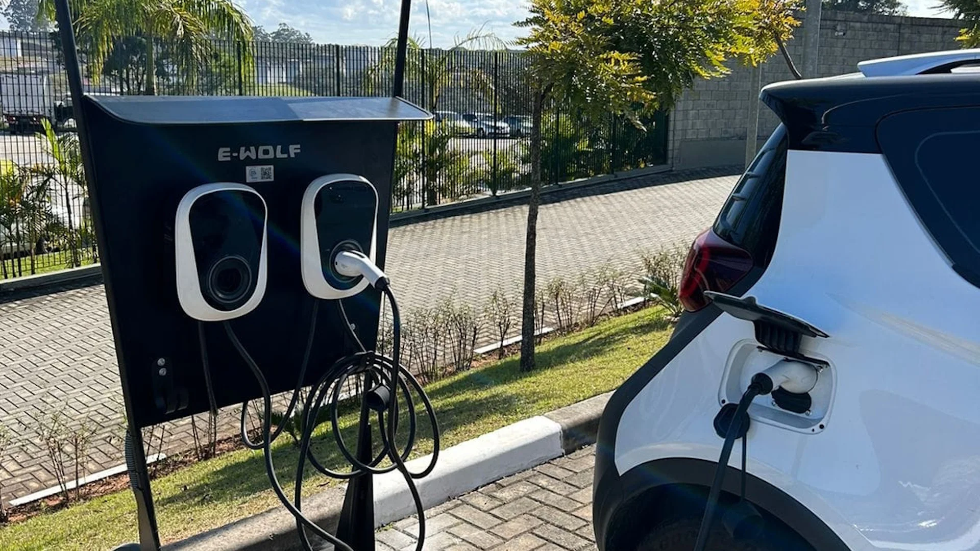 Editar informações da imagem Carregador carro elétrico Wallbox