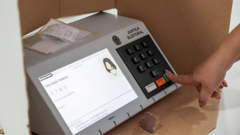 Como justificar ausência nas Eleições 2026?