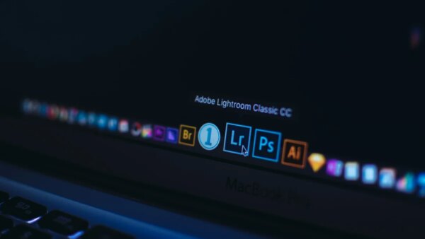 Dev cria “clone gratuito” do Photoshop, Word e Excel com ajuda da IA